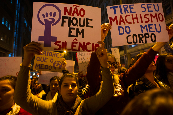 Março para além das homenagens: a realidade da violência contra mulheres e a força de Beatriz Costa