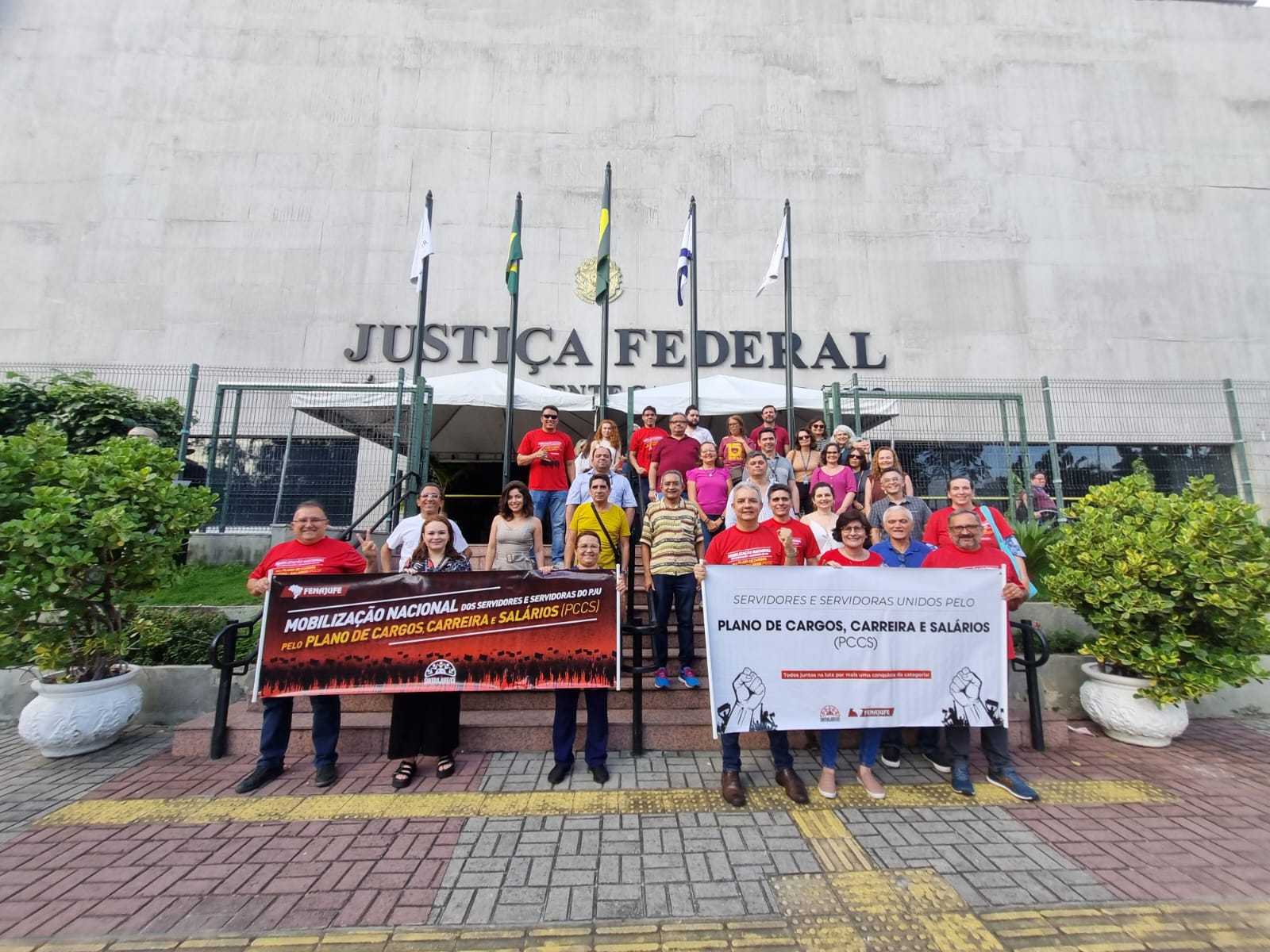 Servidores(as) da Justiça Federal no Ceará decidem por paralisação de 24 horas no próximo dia 20 de março